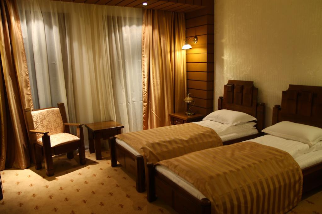 Anette Resort & Spa Covaci Luaran gambar