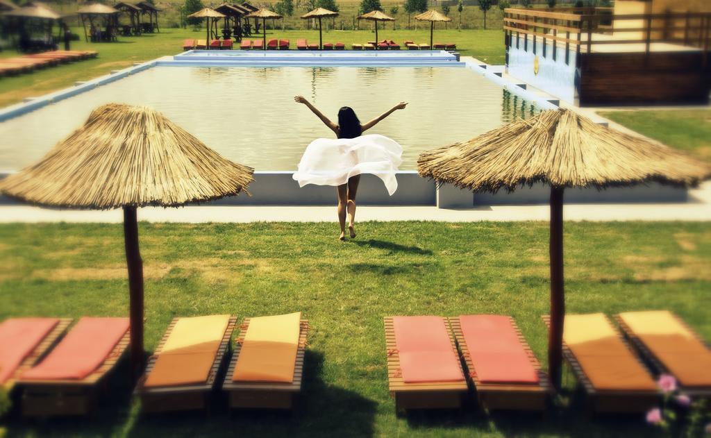 Anette Resort & Spa Covaci Luaran gambar