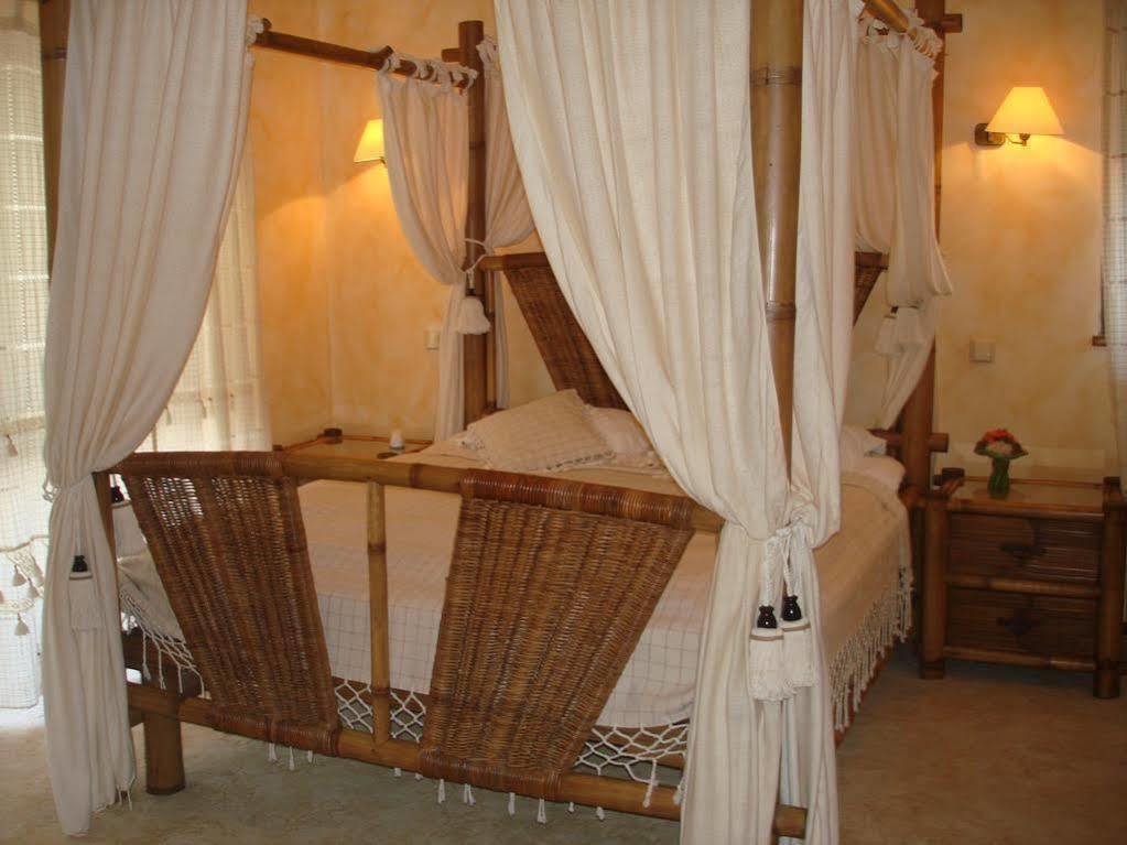 Anette Resort & Spa Covaci Luaran gambar